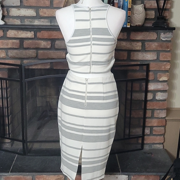 Lulu's cropped top striped skirt set - Picture 4 of 9